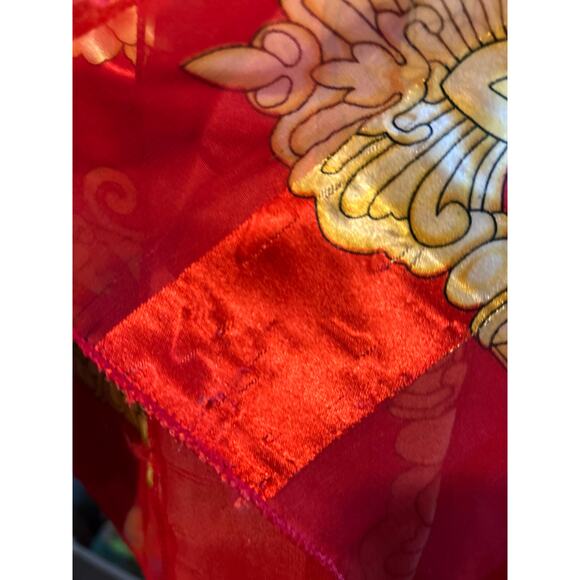 Scarf Shawl Neck Head Red Gold Square Silk Damask Vertical Striped 40" x 40" - Picture 4 of 7